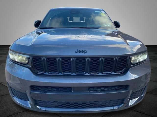 Used 2023 Jeep Grand Cherokee L Laredo AWD/4WD image 10