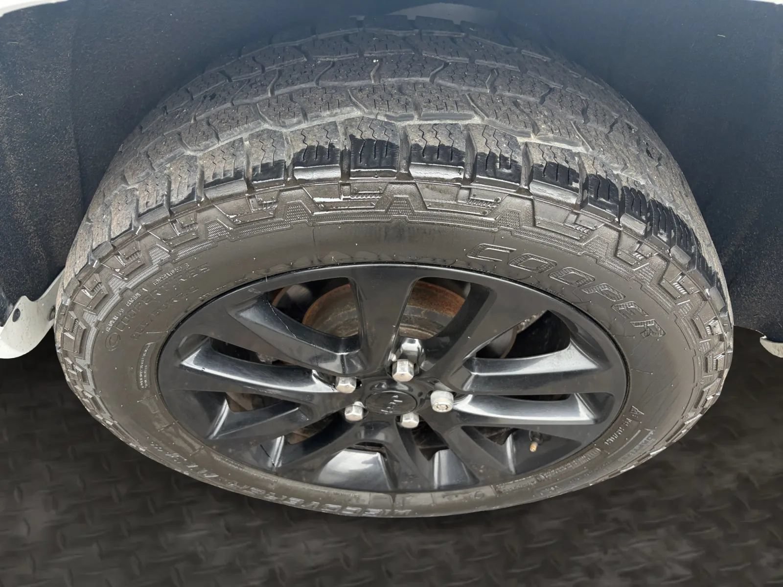 Used 2019 Jeep Grand Cherokee Altitude AWD/4WD image 43