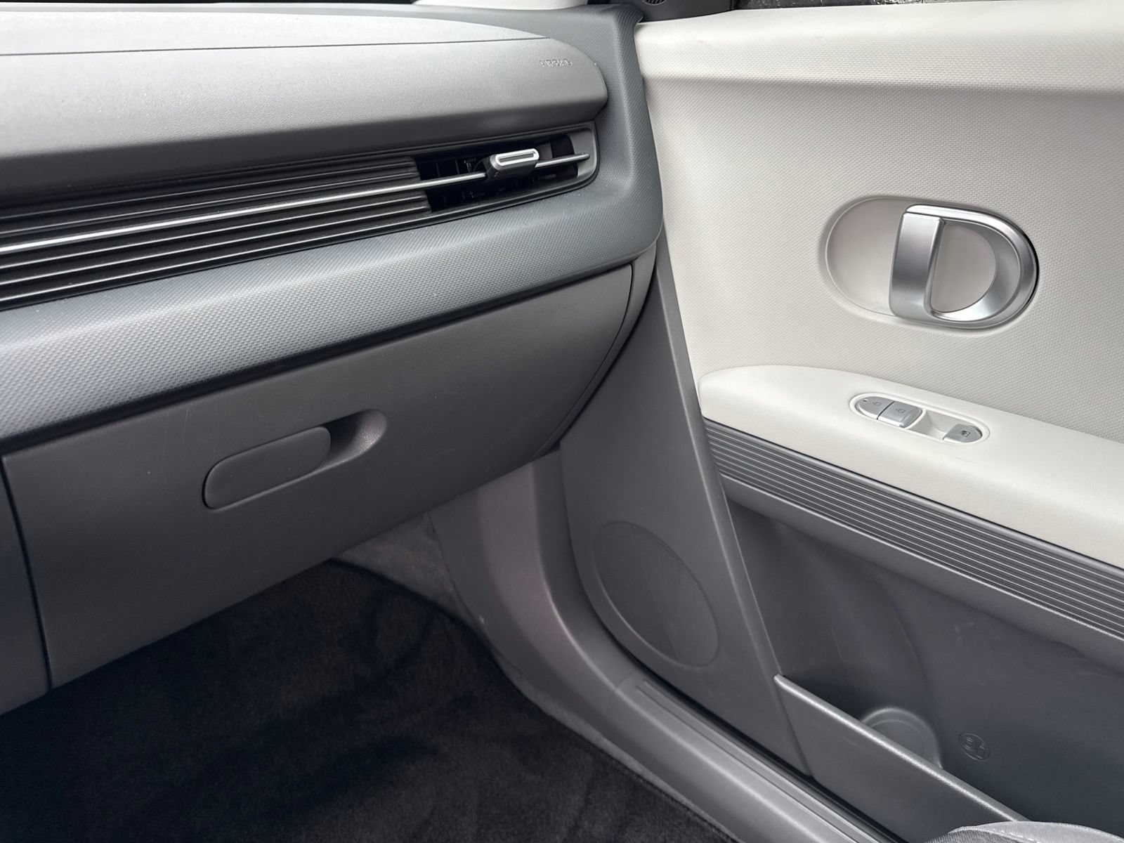 Certified 2024 Hyundai Ioniq 5 SEL RWD image 26