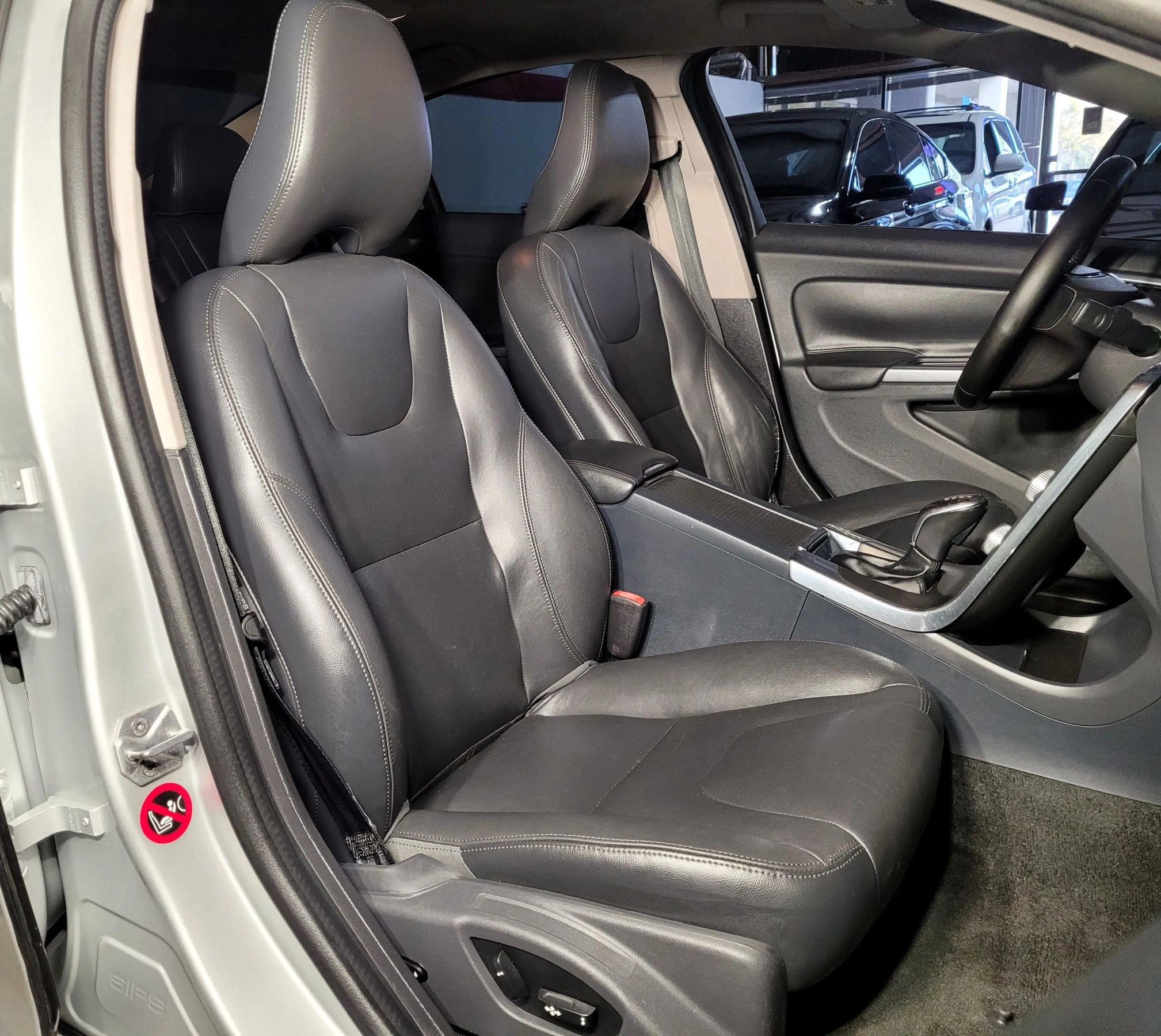 Used 2016 Volvo S60 T5 Premier image 19