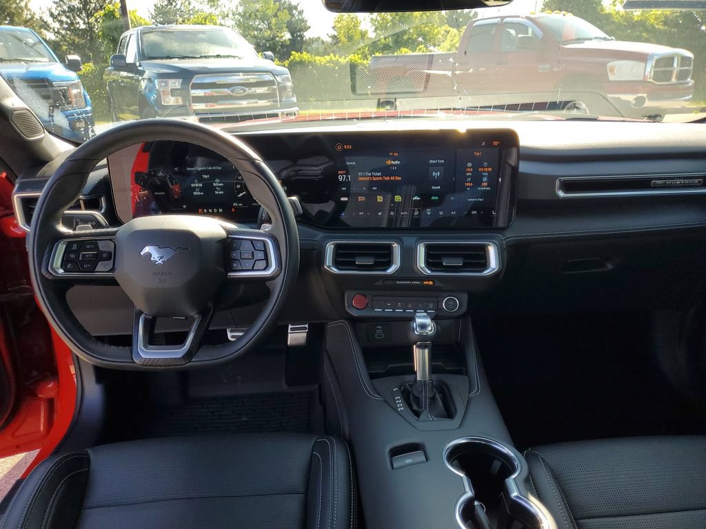 Used 2024 Ford Mustang GT Premium RWD image 13