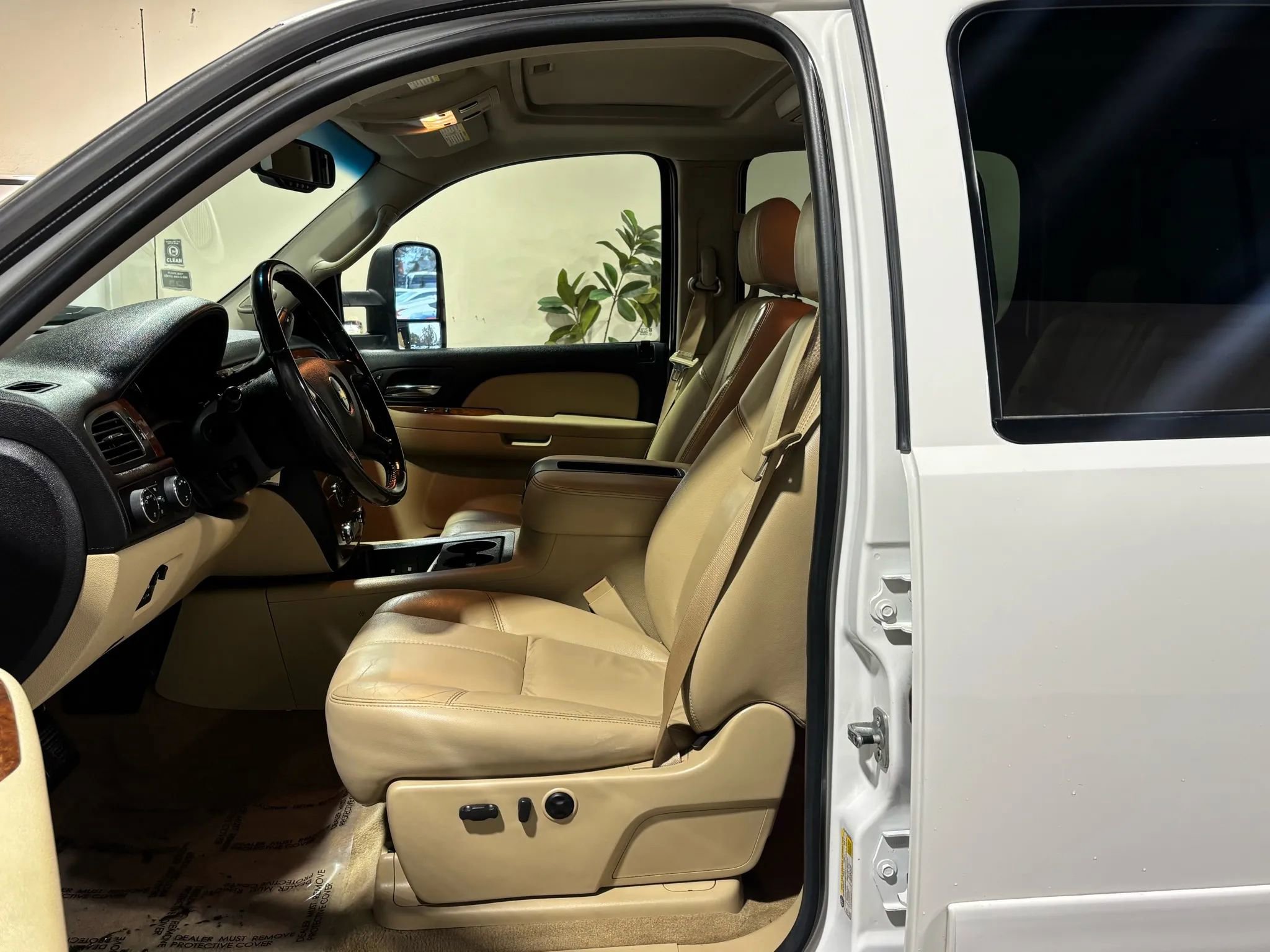 Used 2007 Chevrolet Silverado 3500 LTZ image 9