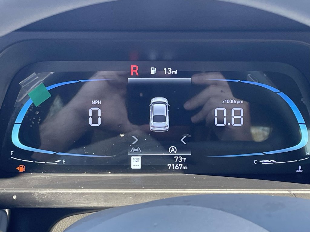 New 2025 Hyundai Elantra SE FWD image 18