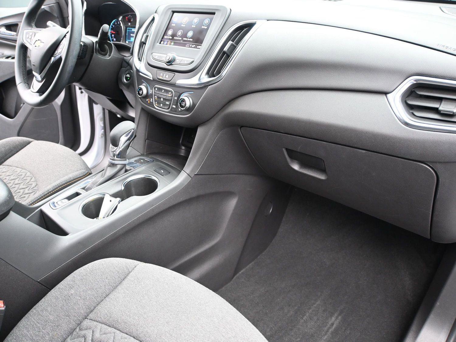 Used 2023 Chevrolet Equinox LT image 18