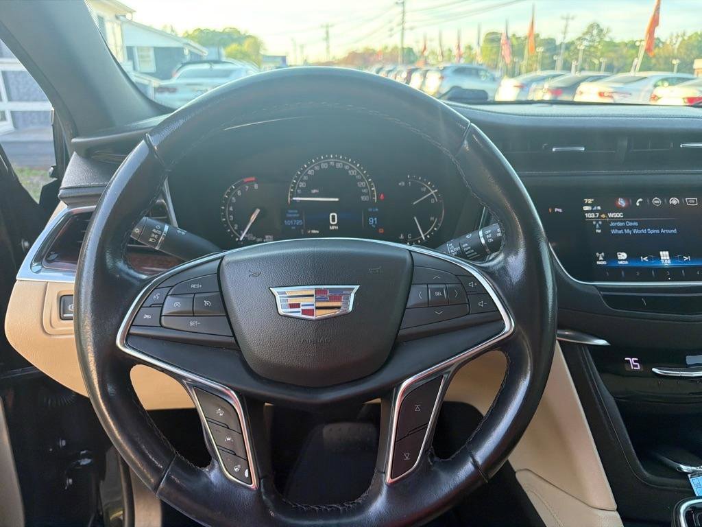 Used 2018 Cadillac XT5 Luxury w/ Driver Awareness Package image 23