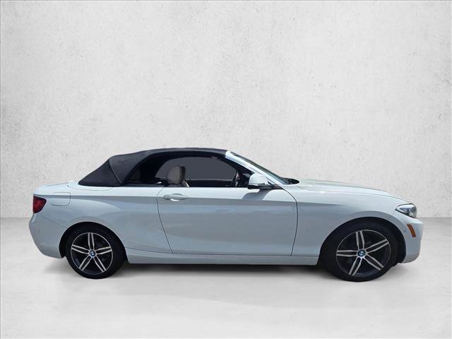 Used 2017 BMW 230i xDrive Convertible image 4