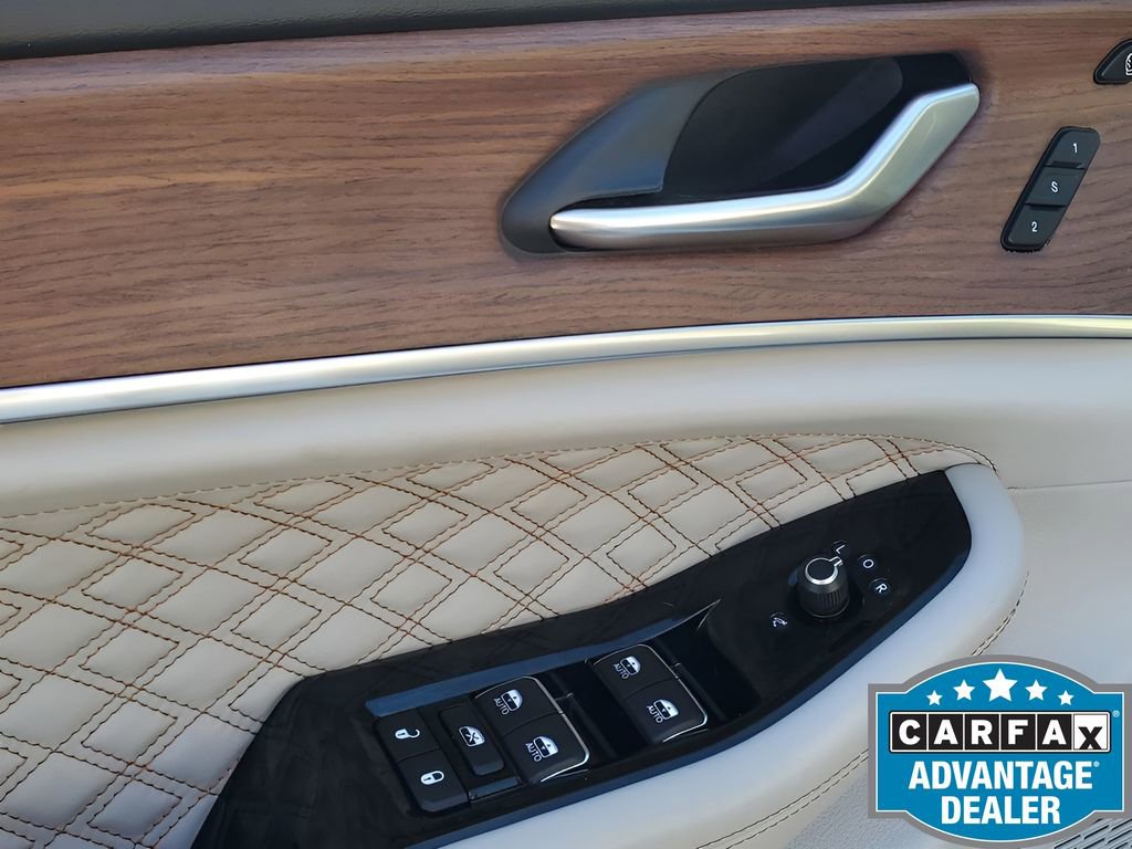 Used 2023 Jeep Grand Cherokee L Summit w/ Luxury Tech Group V image 50