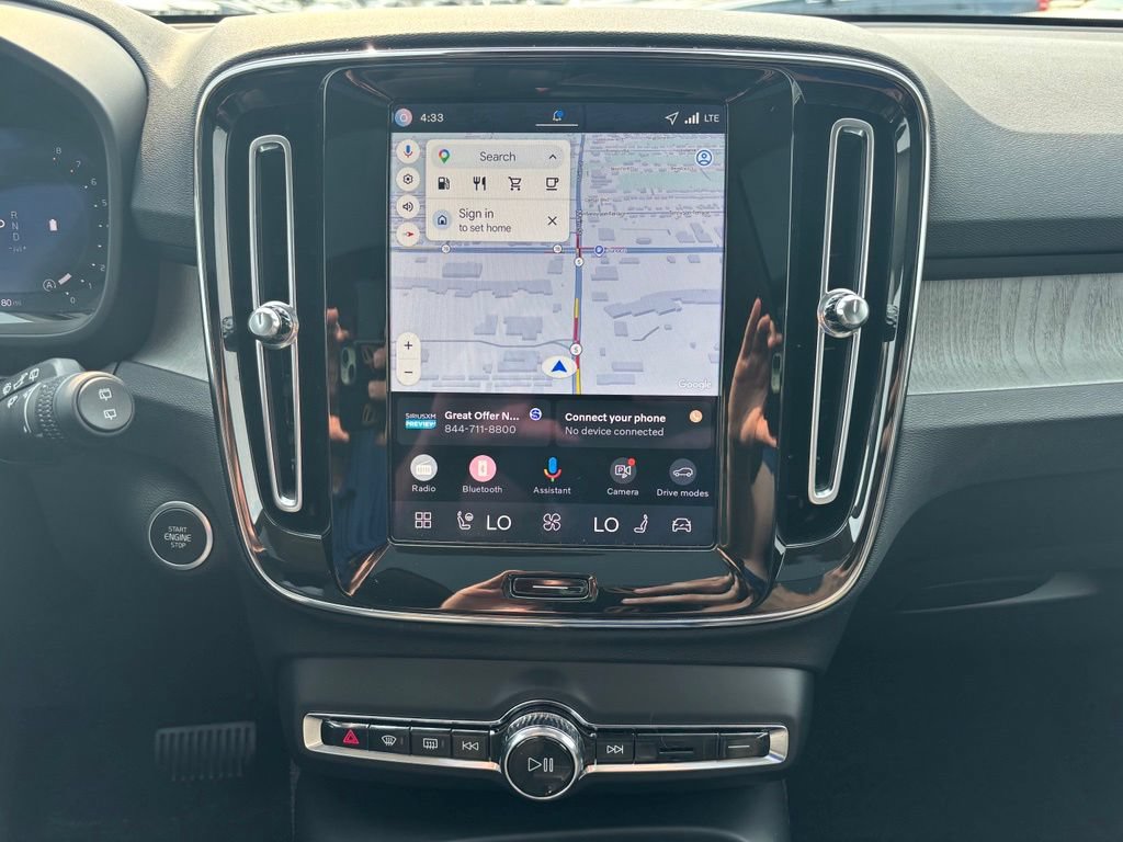 Certified 2026 Volvo XC40 B5 Core w/ Climate Package AWD/4WD image 9