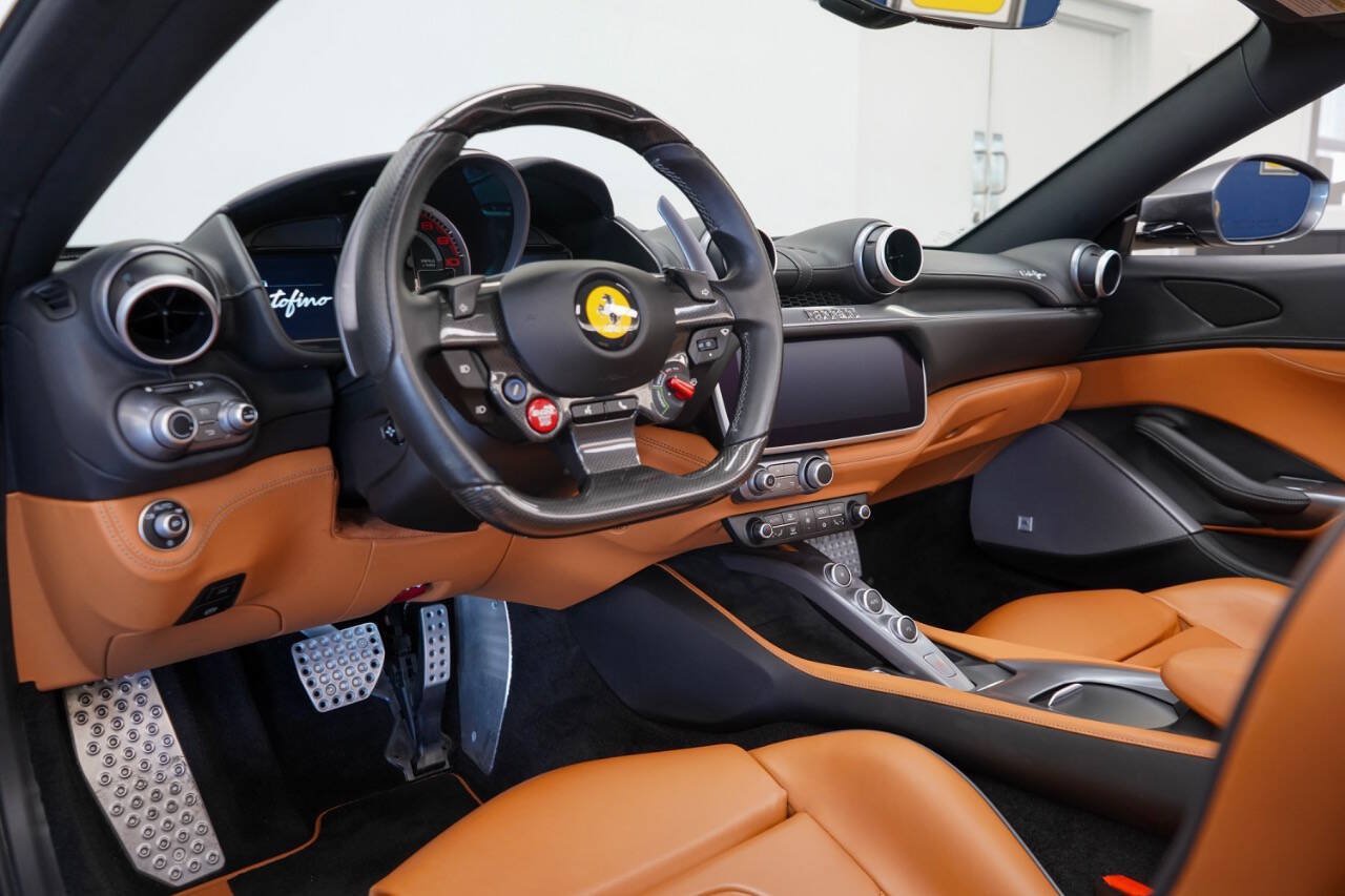 Used 2019 Ferrari Portofino RWD image 70
