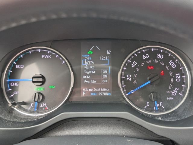 Used 2022 Toyota RAV4 XLE Premium AWD/4WD image 27