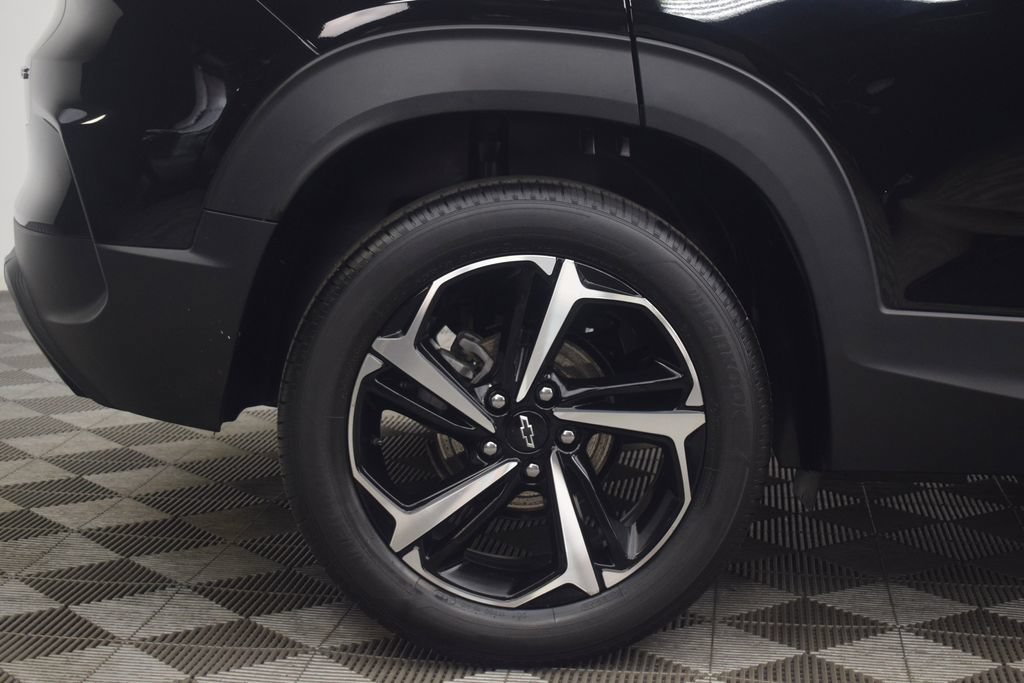 Used 2023 Chevrolet TrailBlazer RS w/ Convenience Package FWD image 31