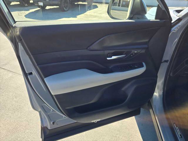 Certified 2025 Toyota Grand Highlander AWD Hybrid image 21