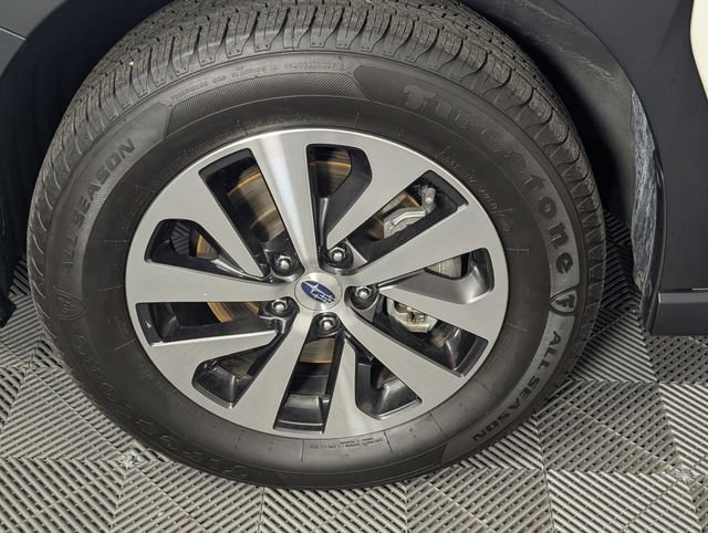 Used 2024 Subaru Outback Premium image 8