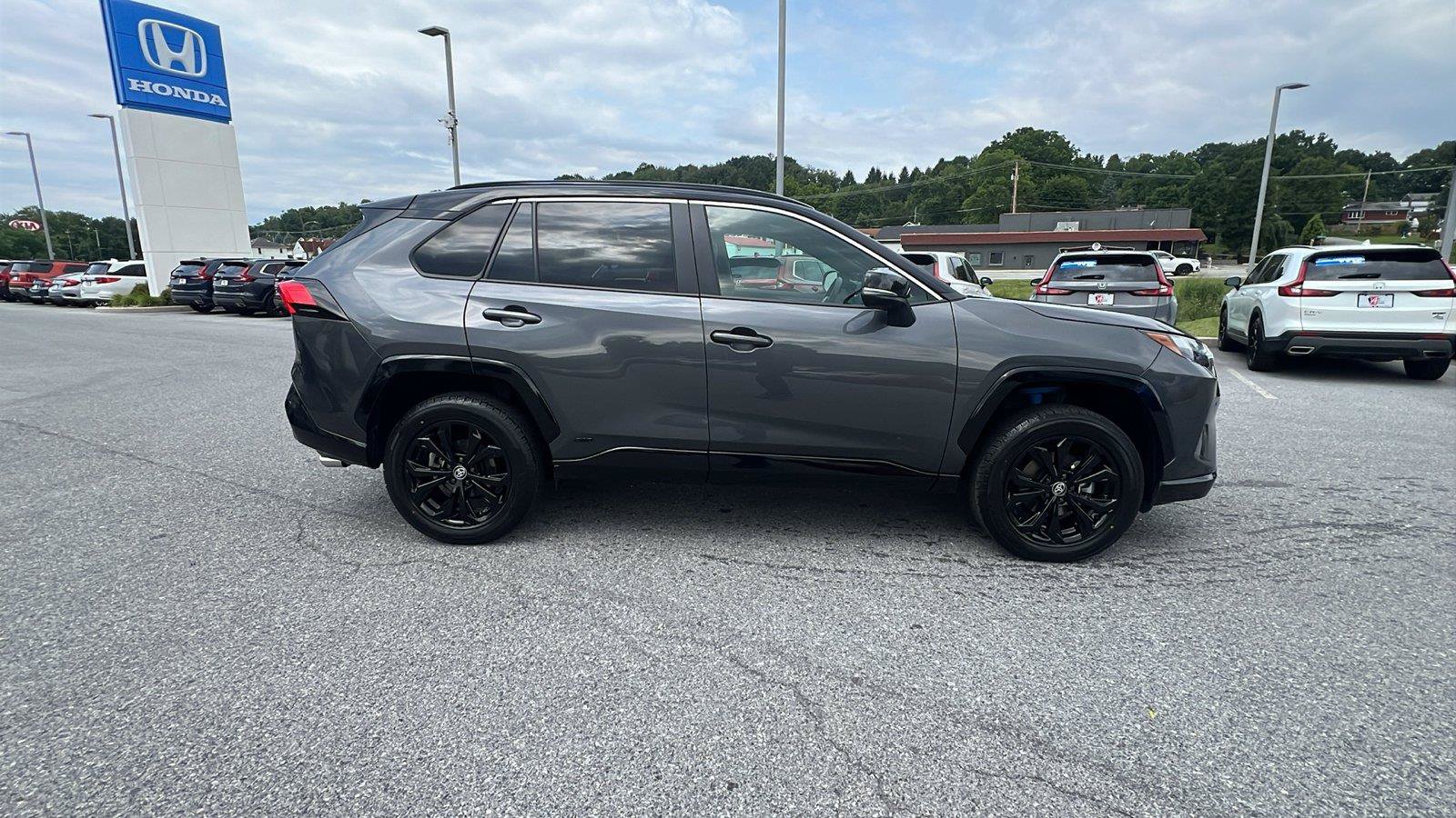 Used 2024 Toyota RAV4 XSE w/ Advanced Technology Package AWD/4WD image 3