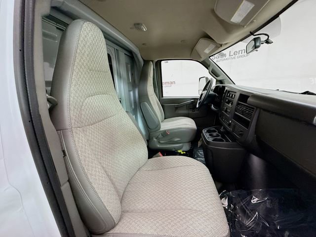 New 2025 Chevrolet Express 3500 w/ Power Convenience Package image 26