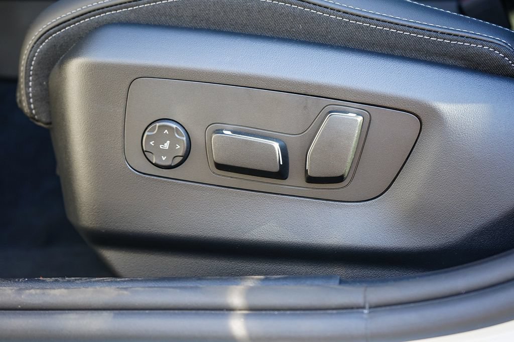 New 2027 BMW 530i w/ Convenience Package RWD image 20