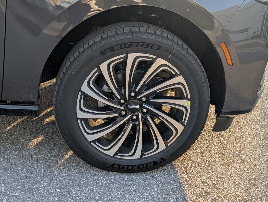 New 2026 Lincoln Navigator L Black Label image 9