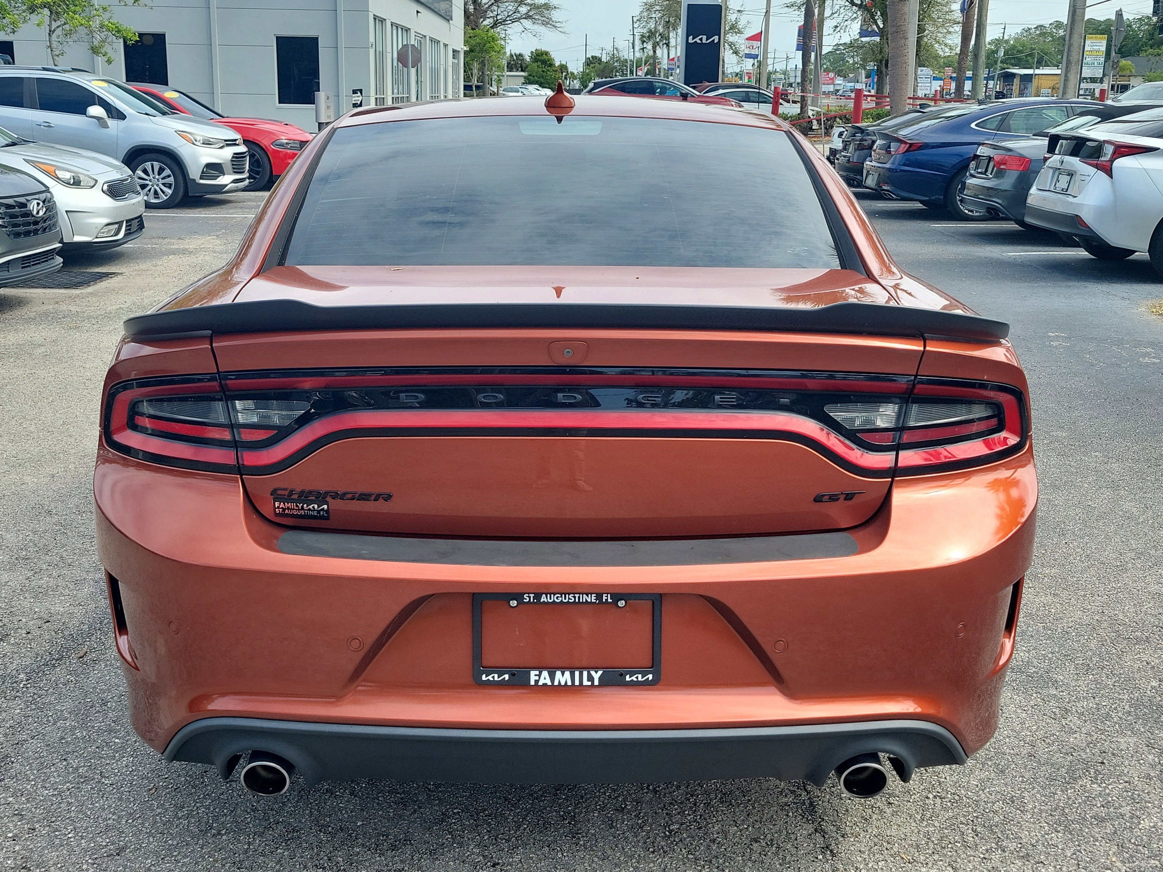 Used 2020 Dodge Charger GT w/ Blacktop Package RWD image 5