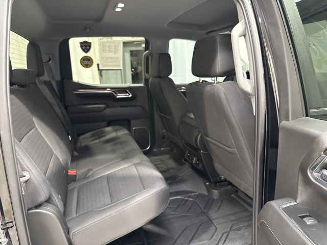 Used 2023 Chevrolet Silverado 1500 LT AWD/4WD image 27