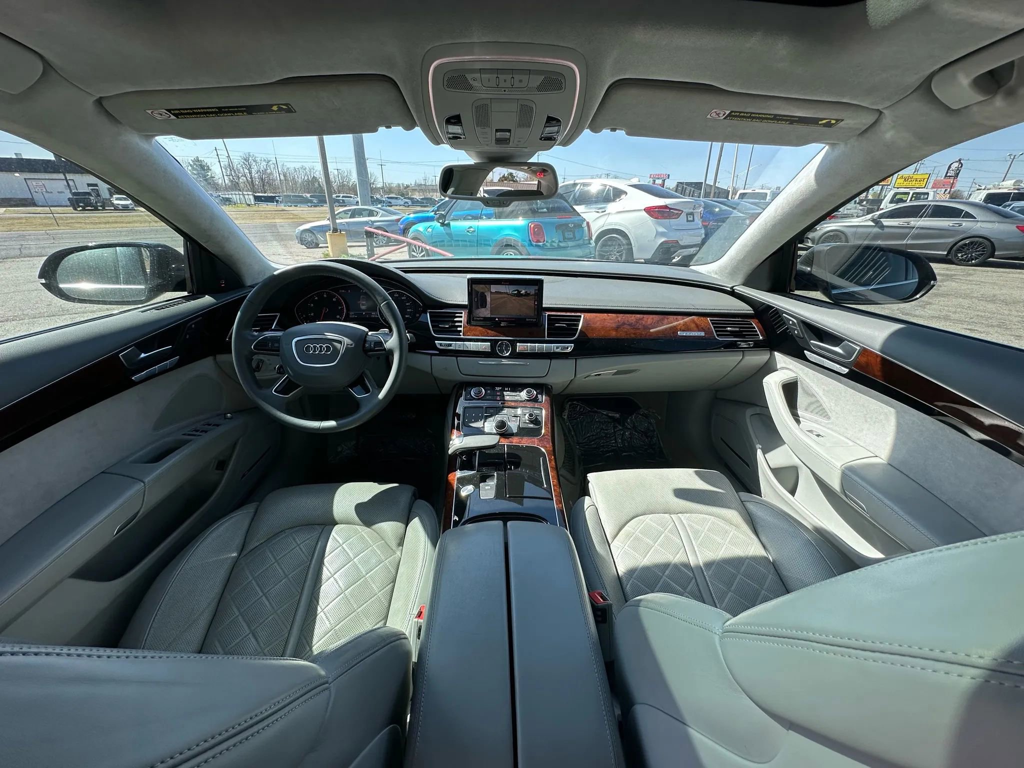 Used 2014 Audi A8 L 4.0T image 11