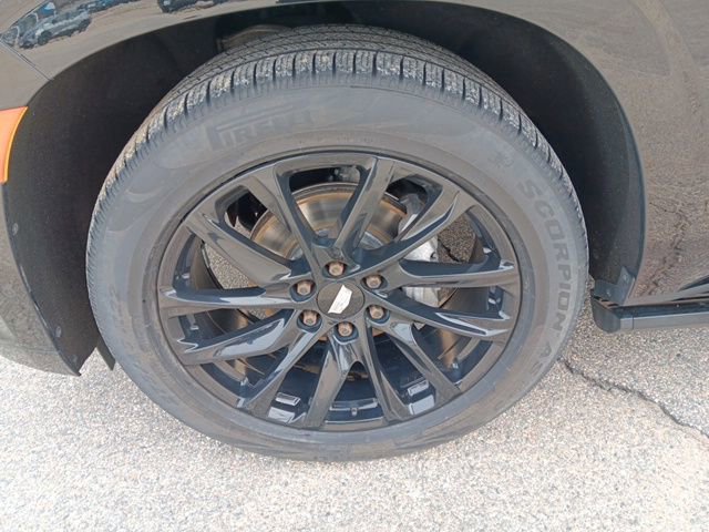 Used 2023 Cadillac Escalade Sport Platinum image 7