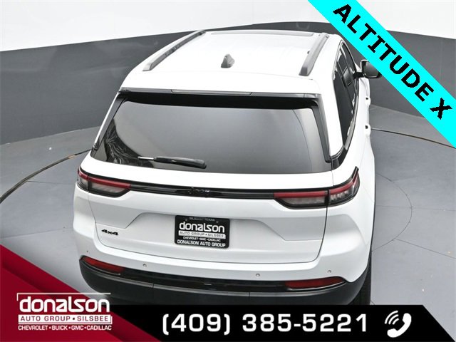 Used 2023 Jeep Grand Cherokee Altitude image 20