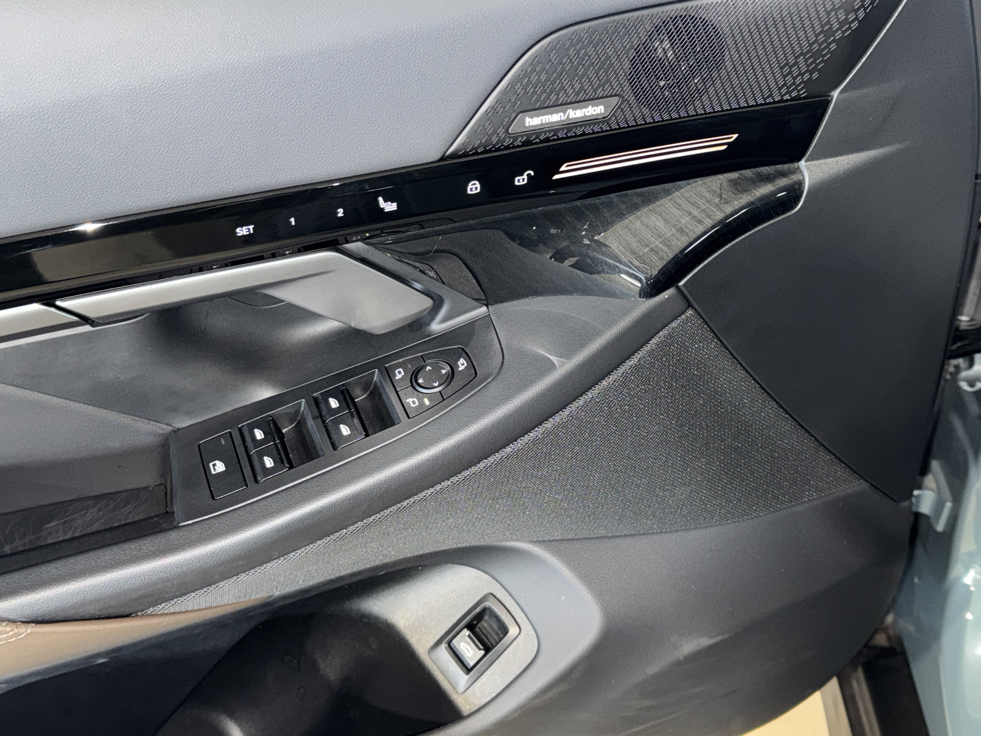 Certified 2025 BMW 530i image 18