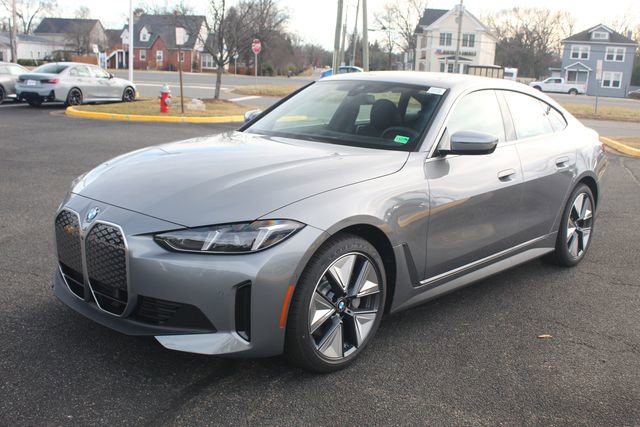 New 2026 BMW i4 xDrive40i w/ Premium Package image 4