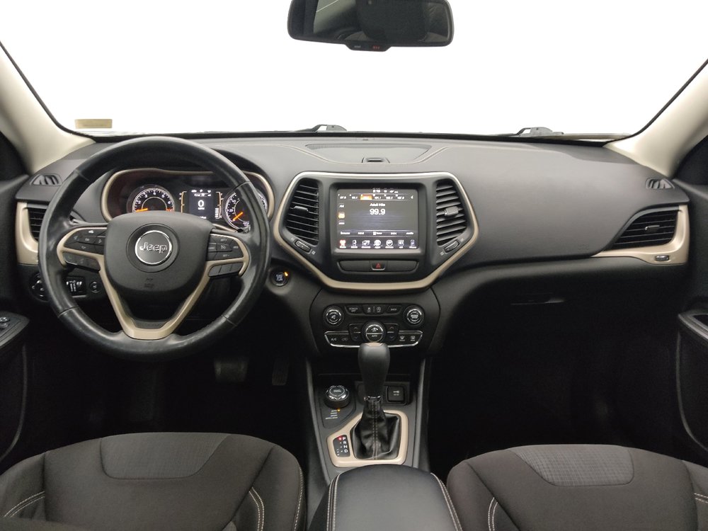 Used 2015 Jeep Cherokee Latitude w/ Comfort/Convenience Group image 22