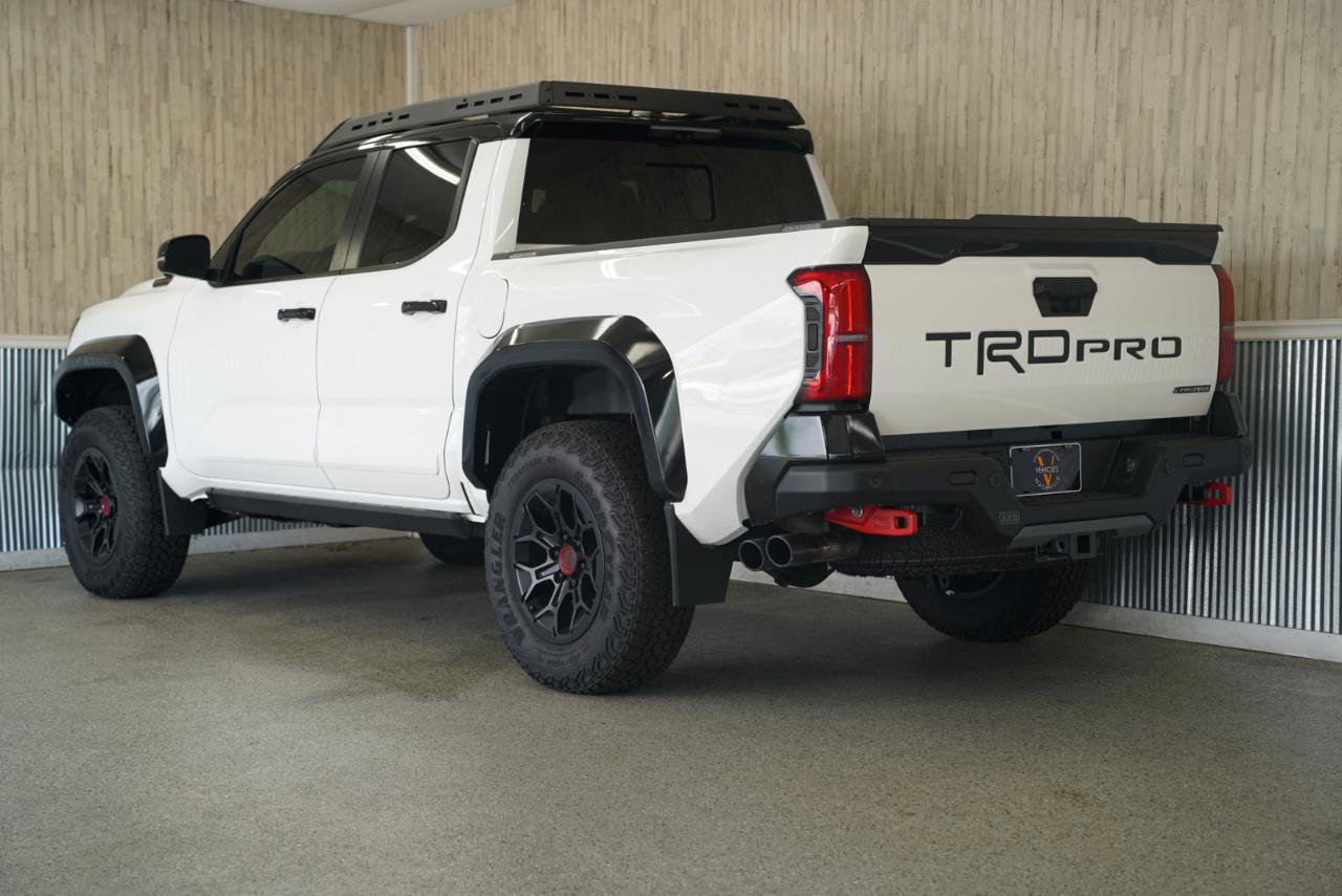 Used 2024 Toyota Tacoma TRD Pro AWD/4WD image 7