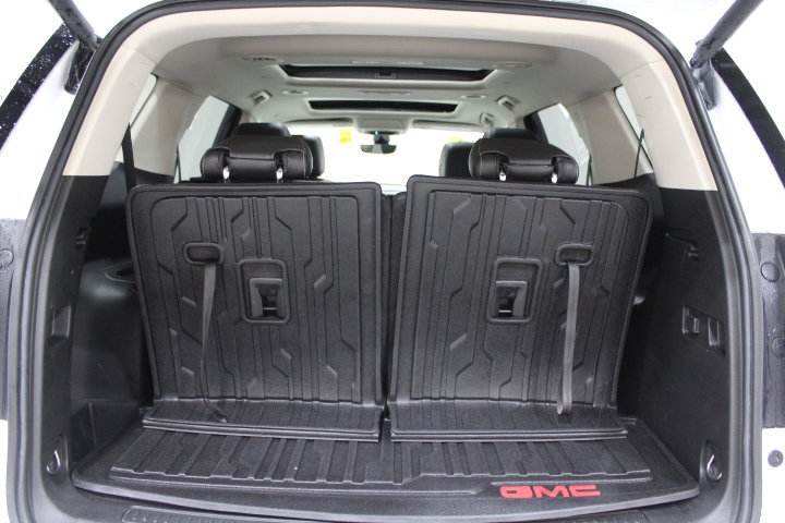 Used 2021 GMC Acadia Denali w/ Denali Technology Package AWD/4WD image 14