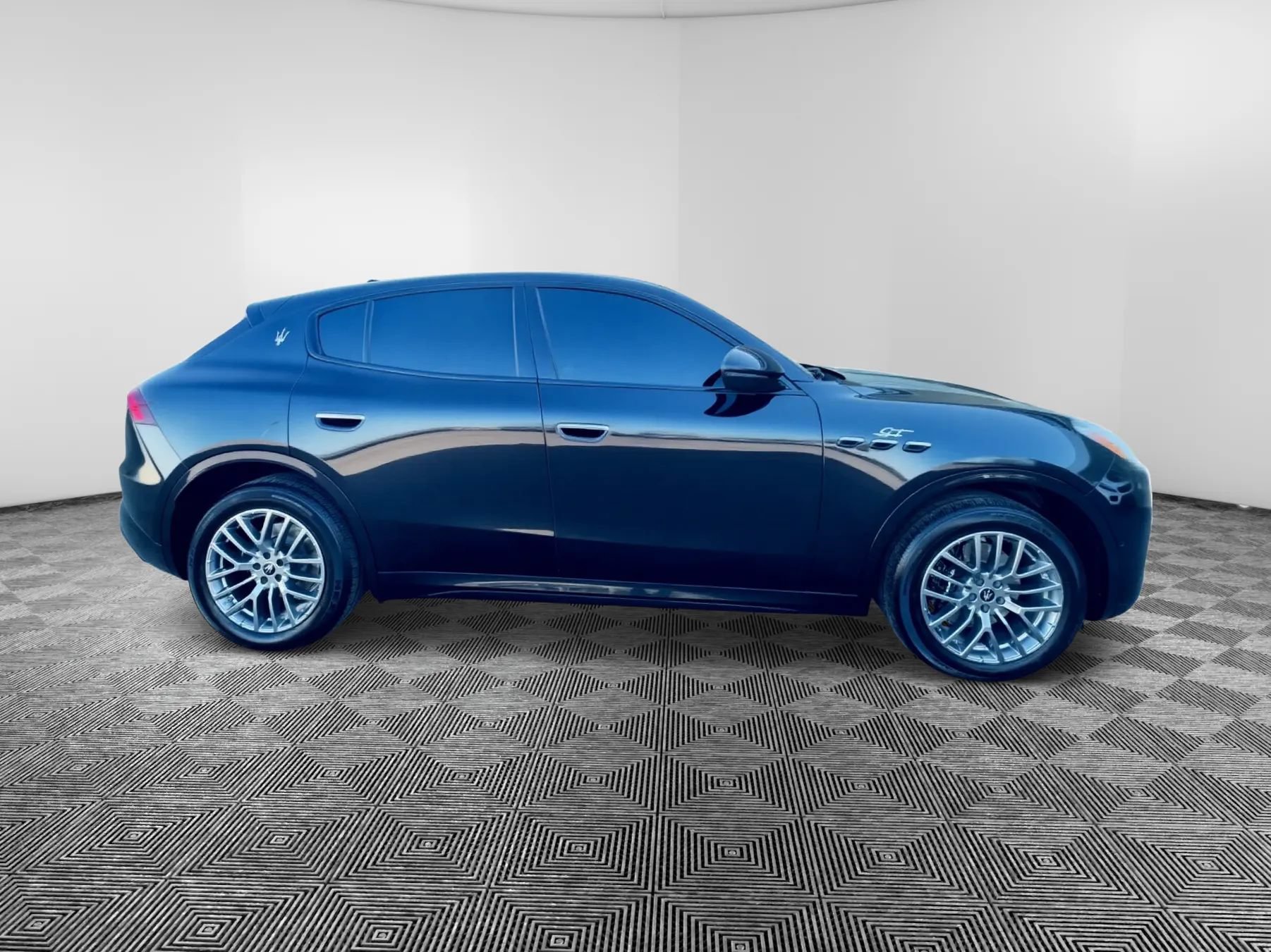 Used 2023 Maserati Grecale GT AWD/4WD image 5