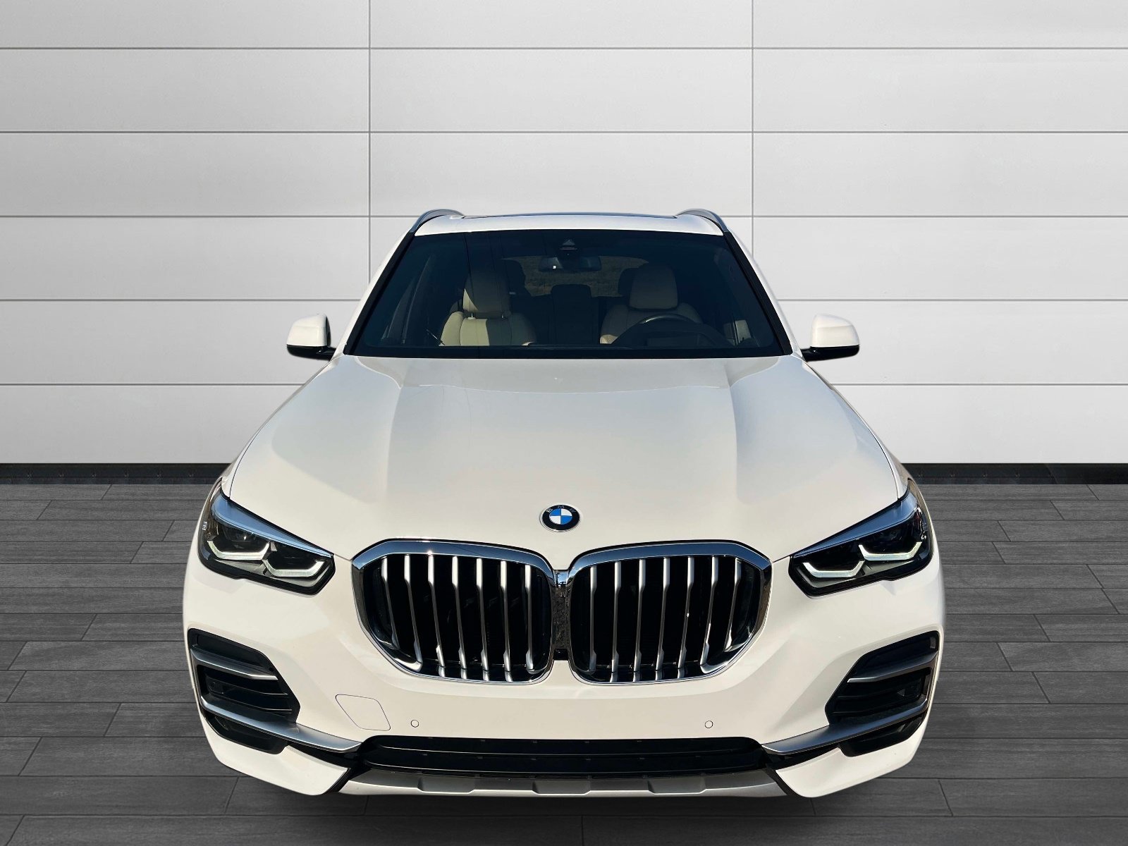 Used 2022 BMW X5 xDrive40i w/ Premium Package AWD/4WD image 8