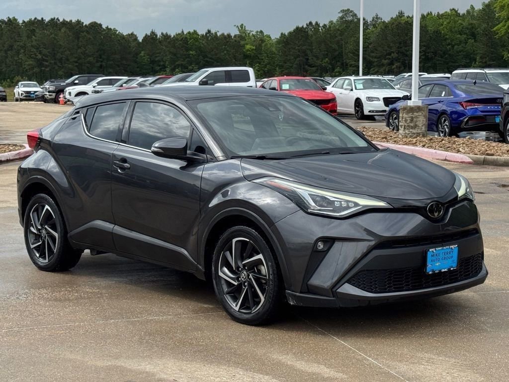 Used 2022 Toyota C-HR Limited FWD image 11