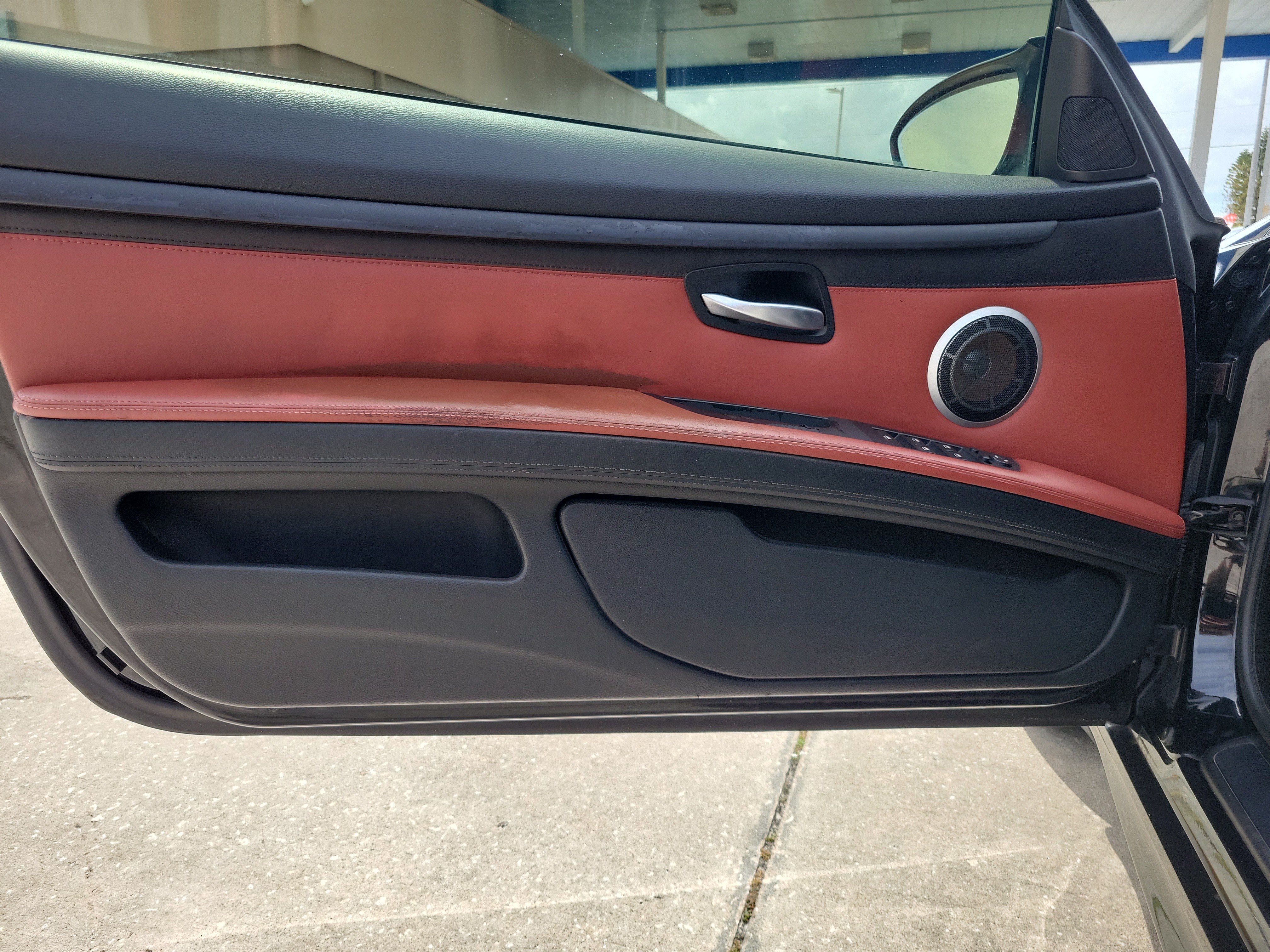 Used 2011 BMW M3 Convertible RWD image 15