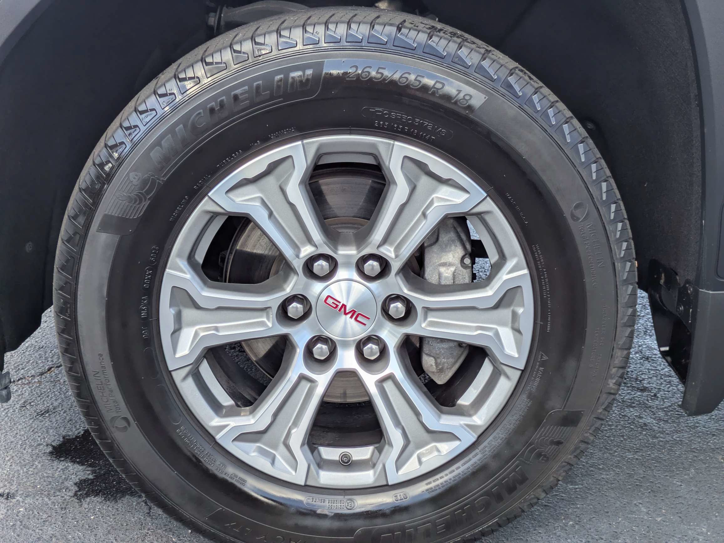 Certified 2025 GMC Sierra 1500 SLT RWD image 30