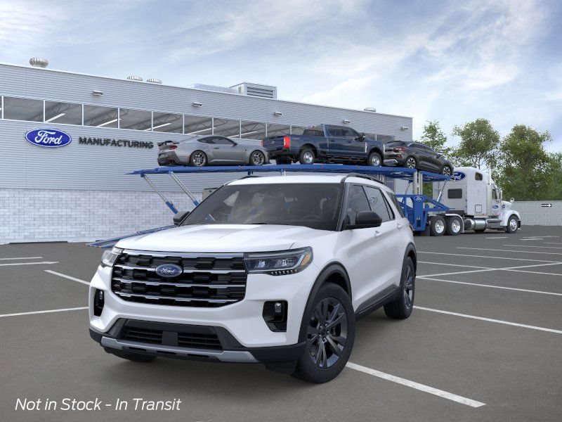 New 2026 Ford Explorer Active w/ Active Comfort Package AWD/4WD image 2