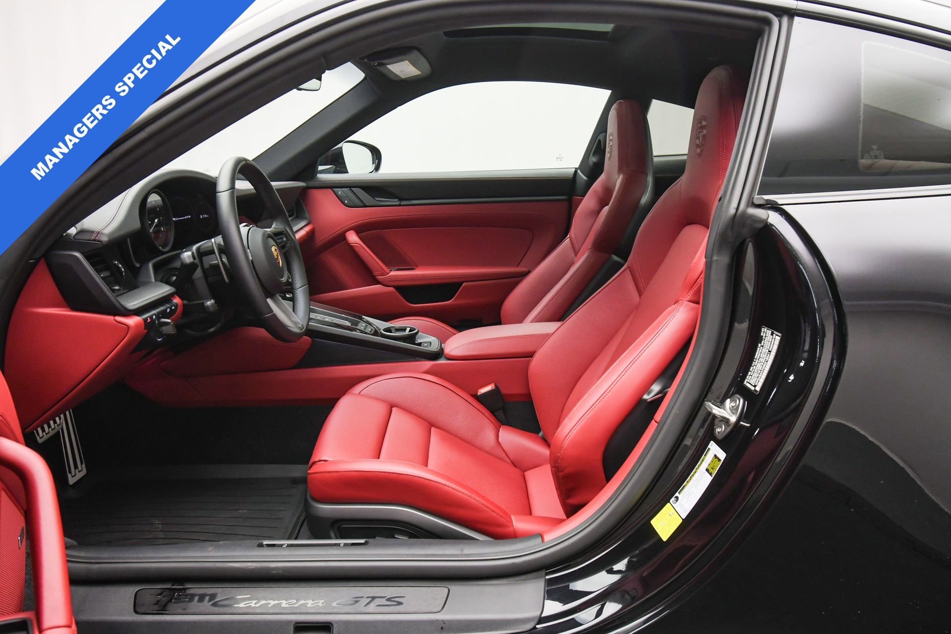 Used 2024 Porsche 911 Carrera GTS image 16