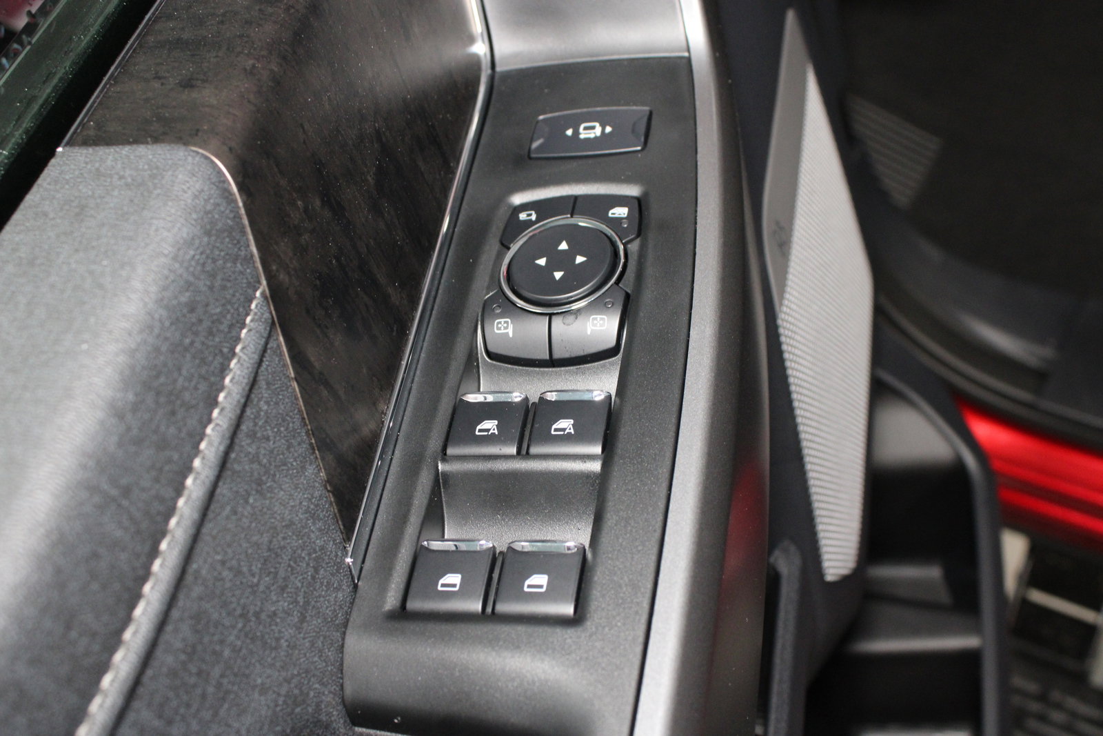 New 2025 Ford F350 Lariat w/ Lariat Ultimate Package image 5