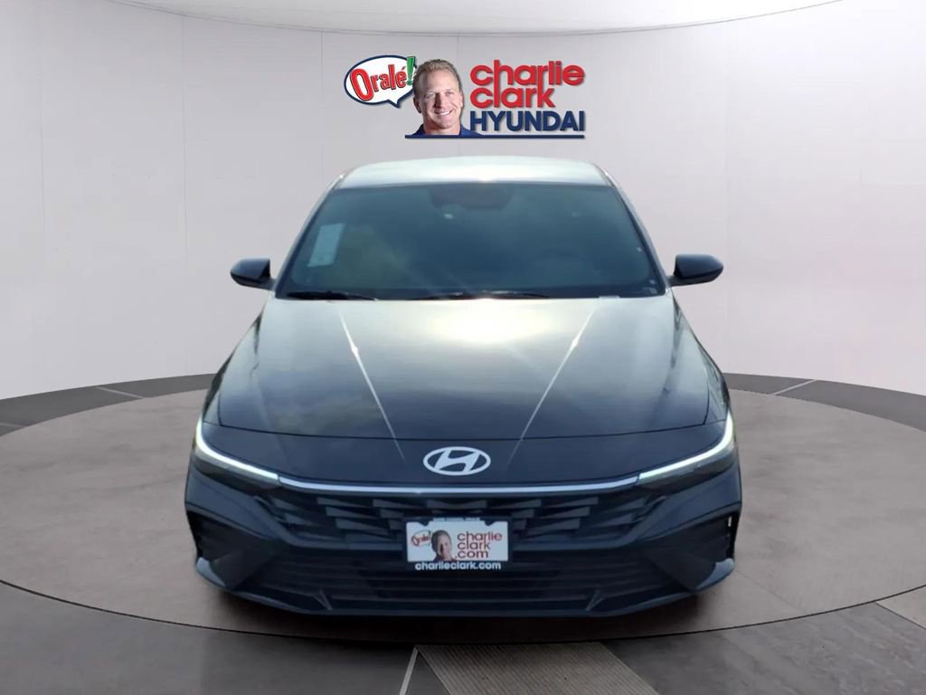 New 2026 Hyundai Elantra Sport FWD image 8