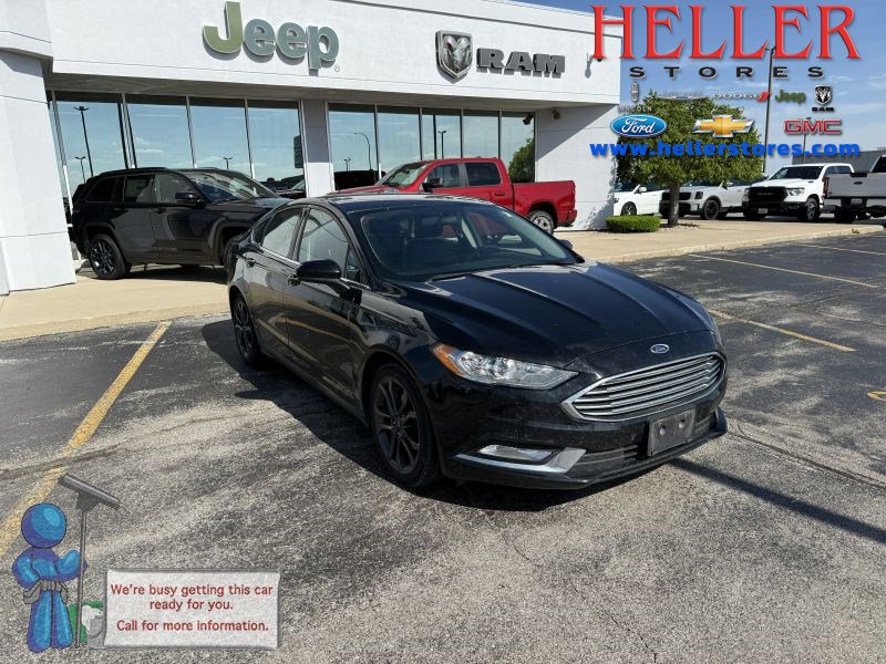 Used 2018 Ford Fusion SE w/ Equipment Group 201A FWD image 1