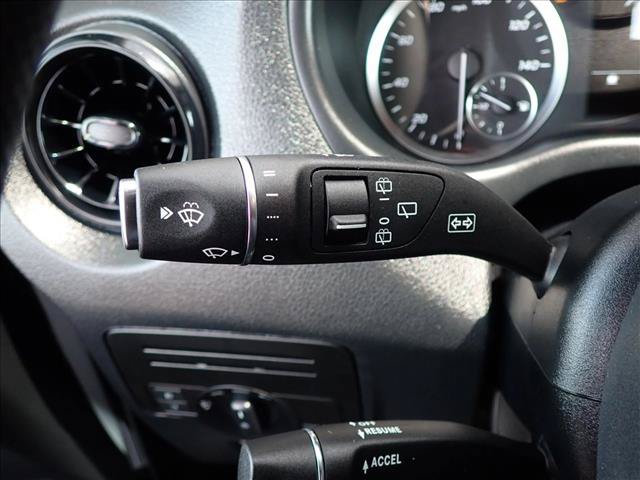 Used 2023 Mercedes-Benz Metris Passenger image 15