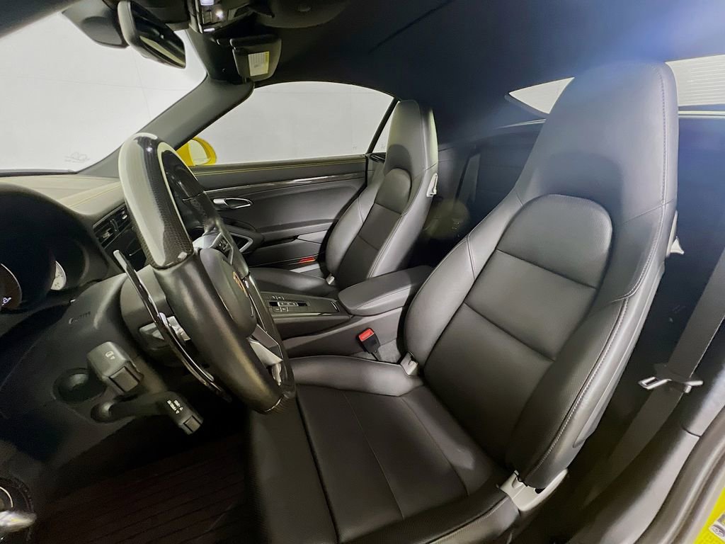 Certified 2017 Porsche 911 Turbo image 5