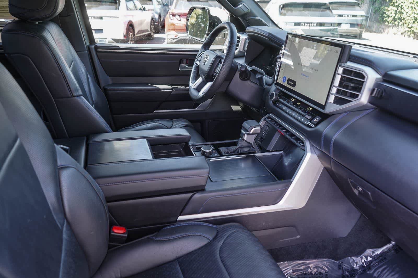 Used 2025 Toyota Tundra Platinum AWD/4WD image 17