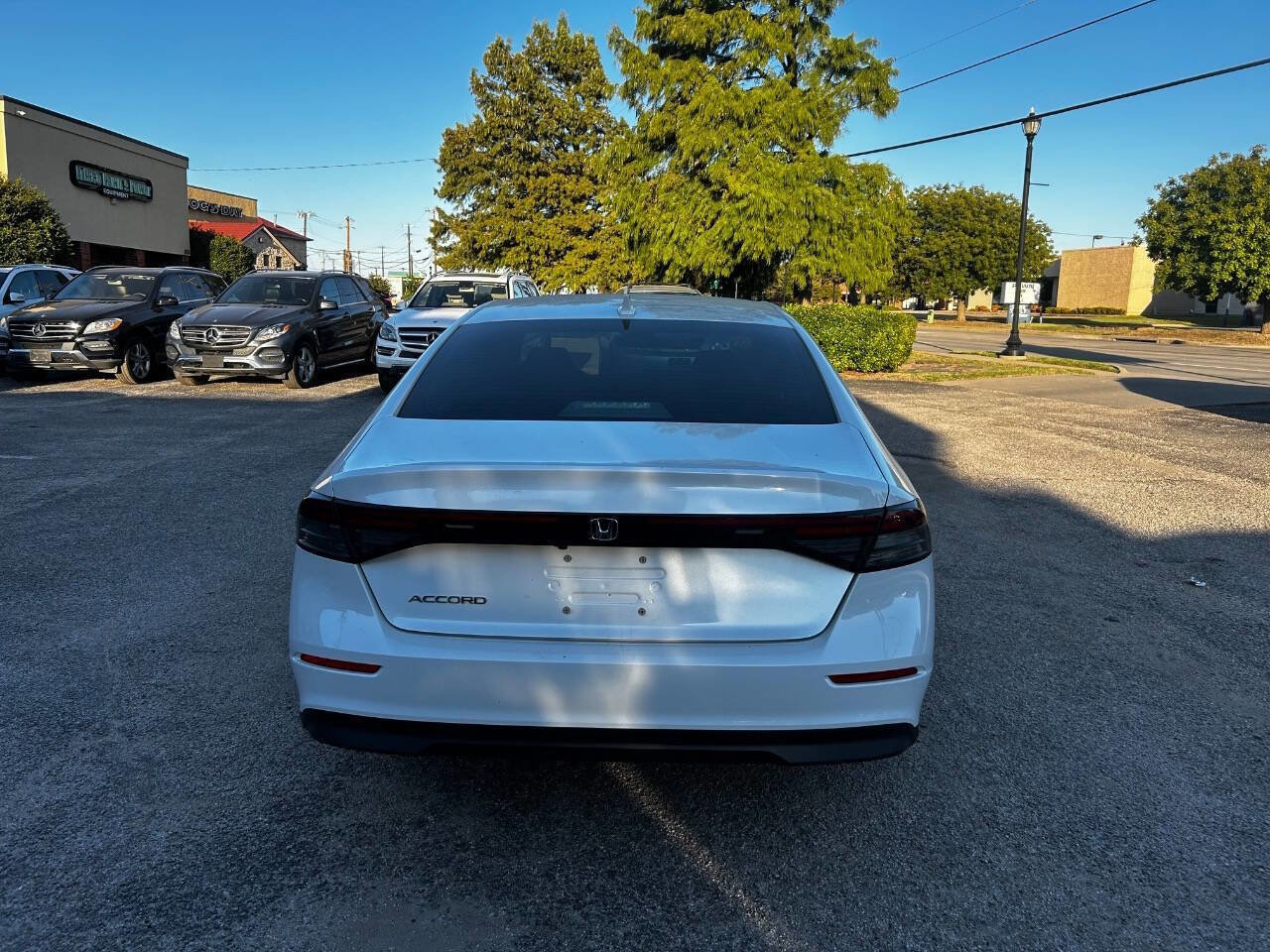 Used 2023 Honda Accord EX image 6