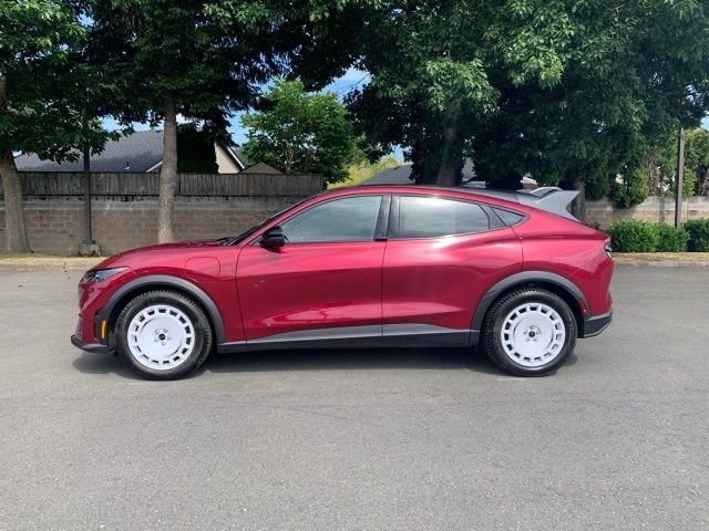 New 2025 Ford Mustang Mach-E GT image 2