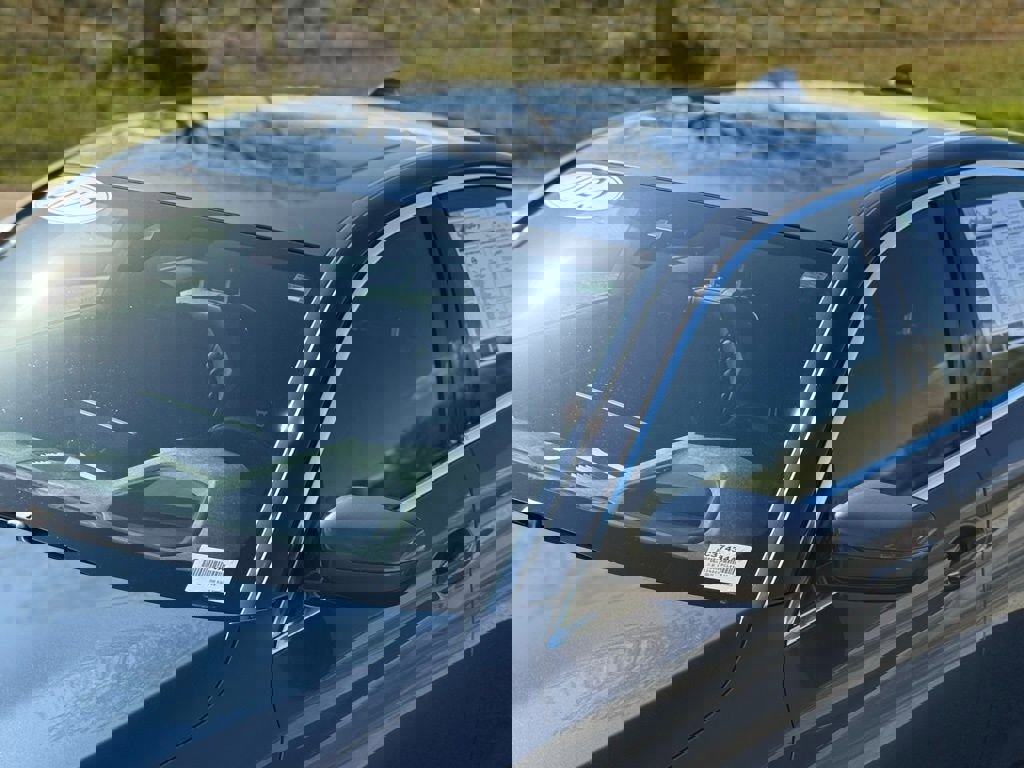 Used 2023 BMW 530e image 10