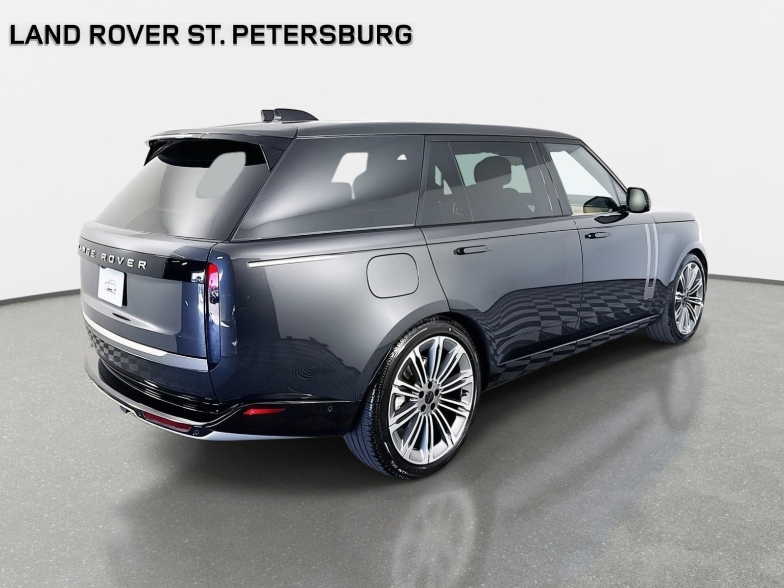 New 2026 Land Rover Range Rover Long Wheelbase SE AWD/4WD image 5