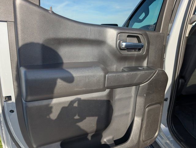 Certified 2024 Chevrolet Silverado 1500 Custom w/ LPO, Dark Essentials Package image 11