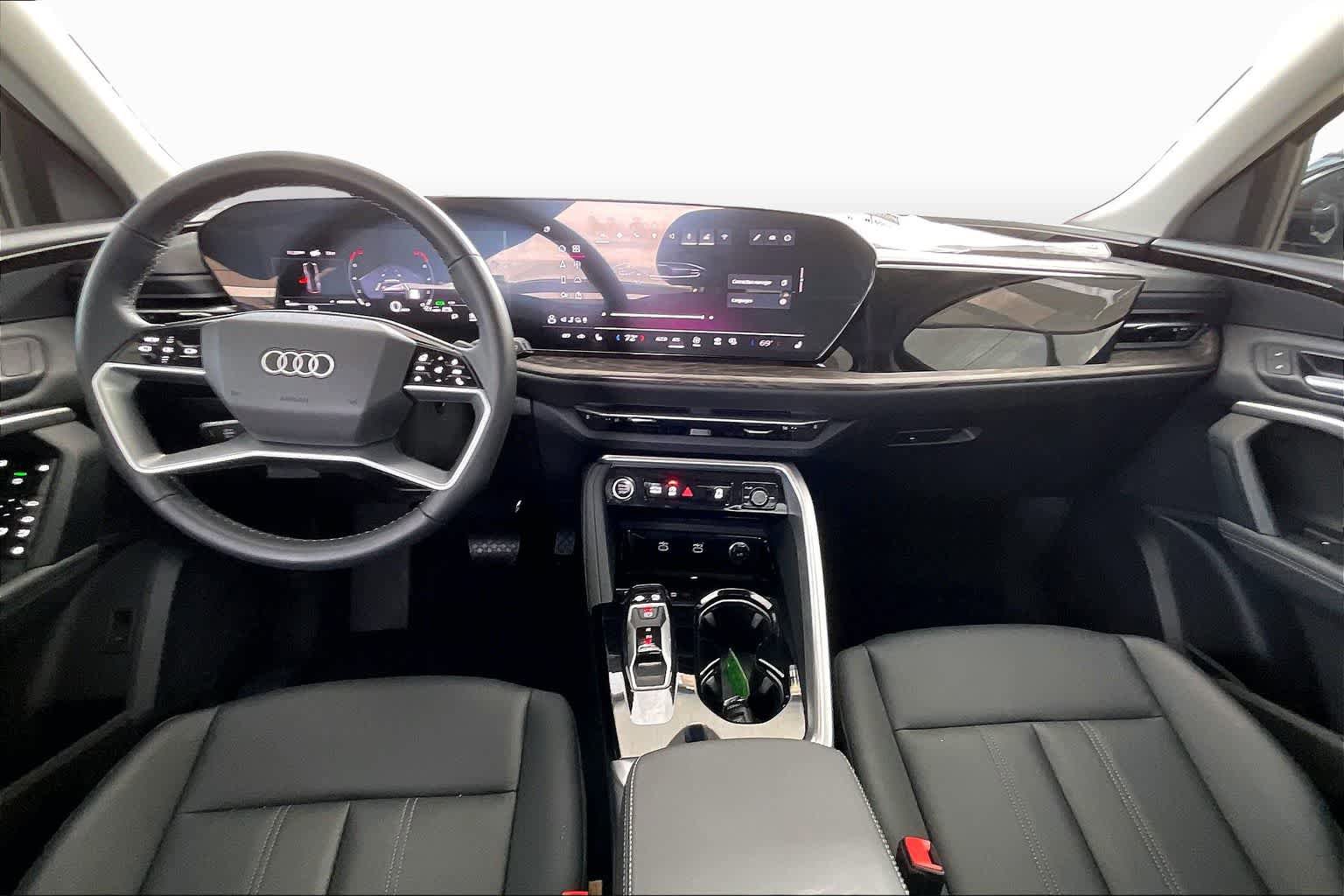 Certified 2025 Audi Q5 Premium w/ Convenience Package AWD/4WD image 16
